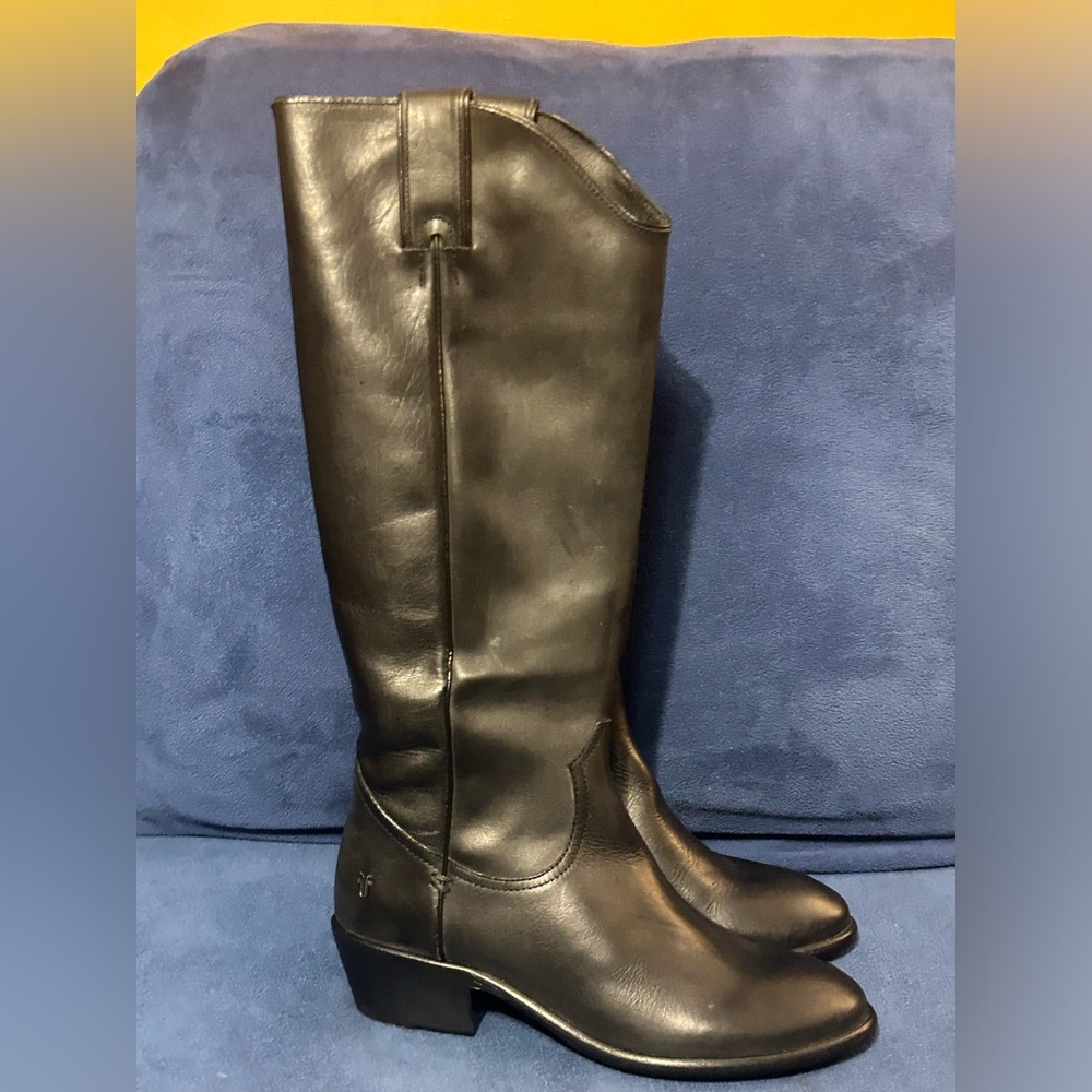 Frye black leather boots.  Never worn size 7